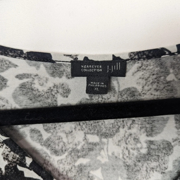 J.Jill Wearever Sz XL Floral Bell Long Sleeves Top Gathered Side Classic Stretch - Picture 8 of 9